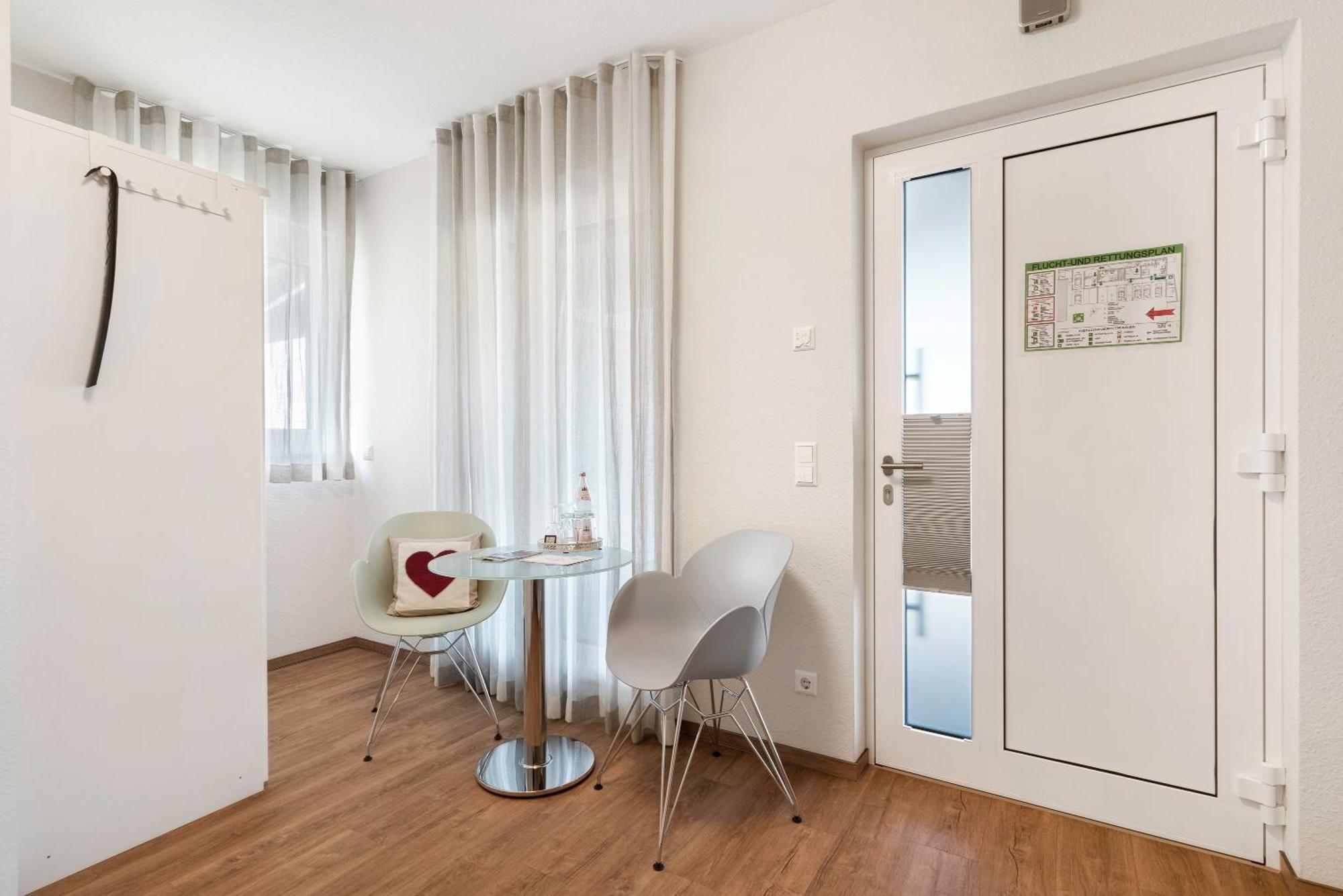 Gaestehaus Heimelig Herbolzheim Zewnętrze zdjęcie